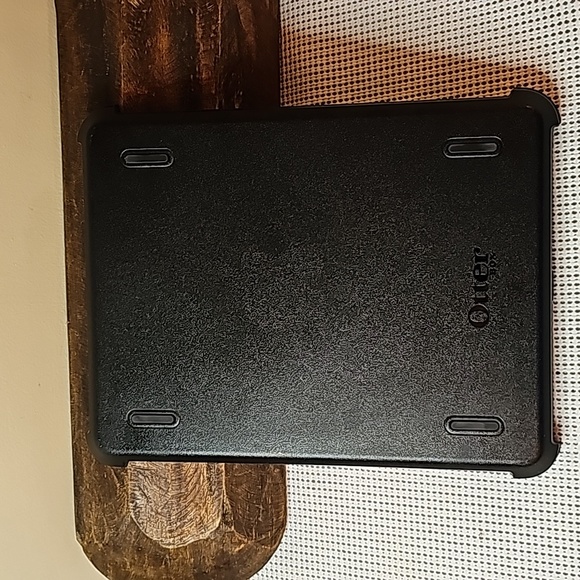Outter Box Tablet Case - Picture 2 of 6